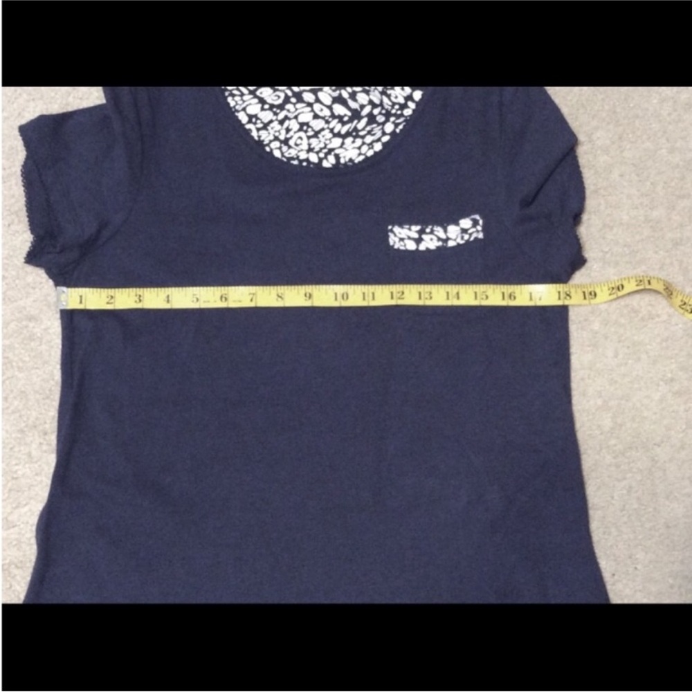 OSCAR DE LA RENTA Navy Blue Short Sleeve TEE Size Medium - Picture 6 of 10